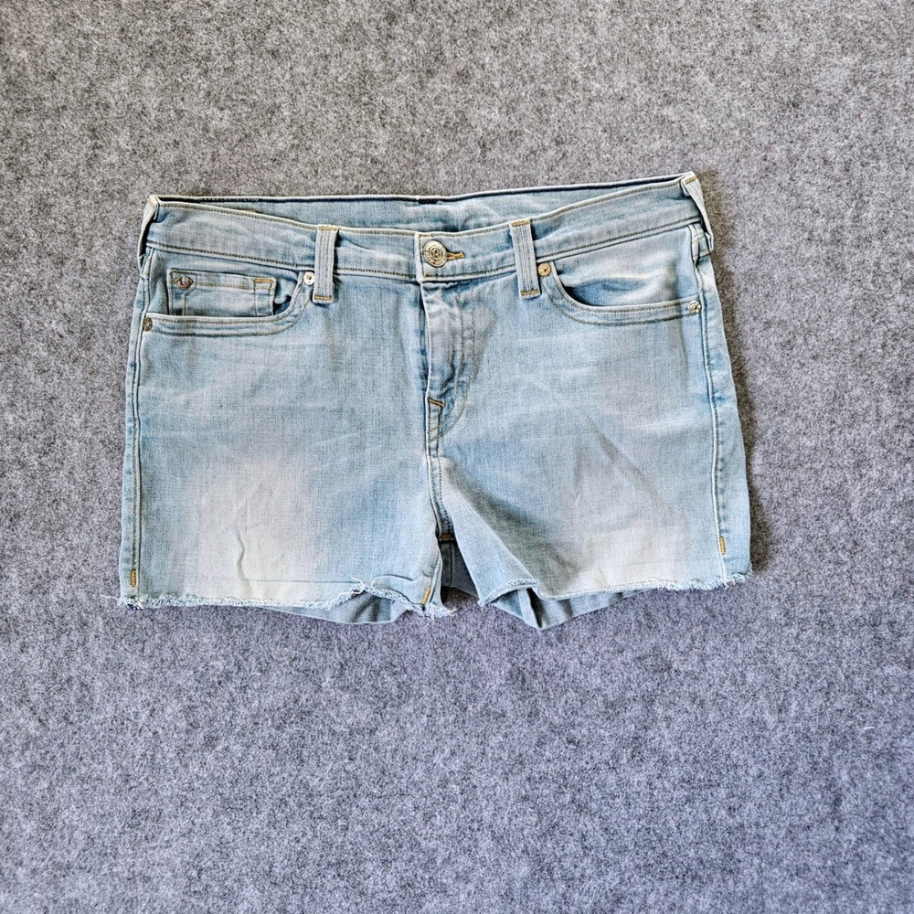 True Religion Cora Mid Rise Light Wash Denim Cut Off Shorts Size 32 Made in USA